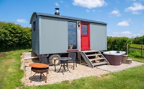 The Big Cwtch Shepherd'S Hut
